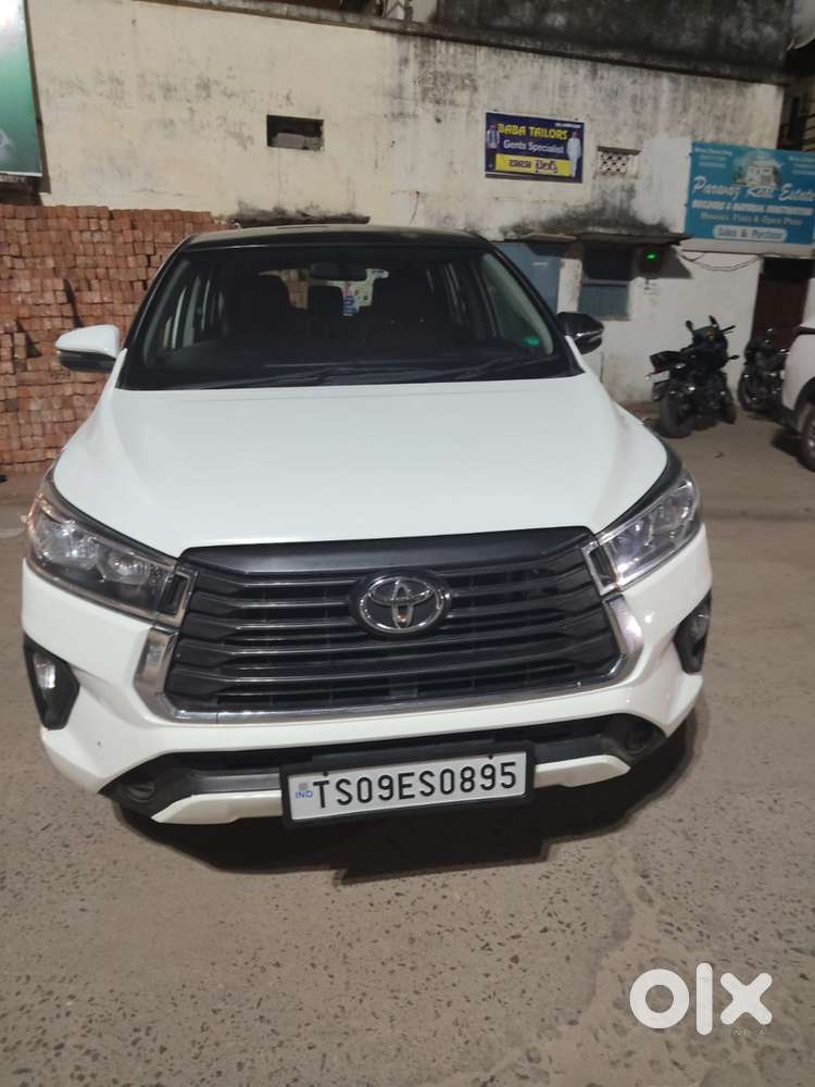Toyota Innova Crysta Petrol Automatic 2017 Year