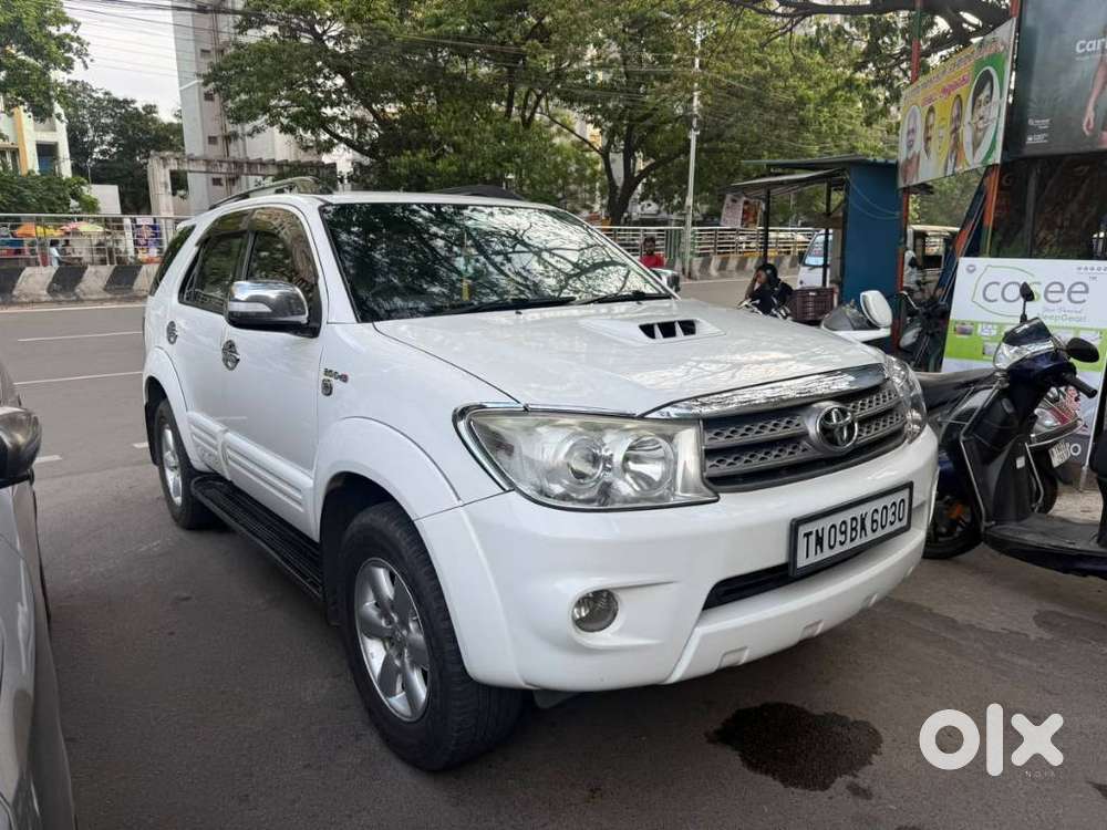 Toyota Fortuner 3.0 4x4 Manual, 2011, Diesel