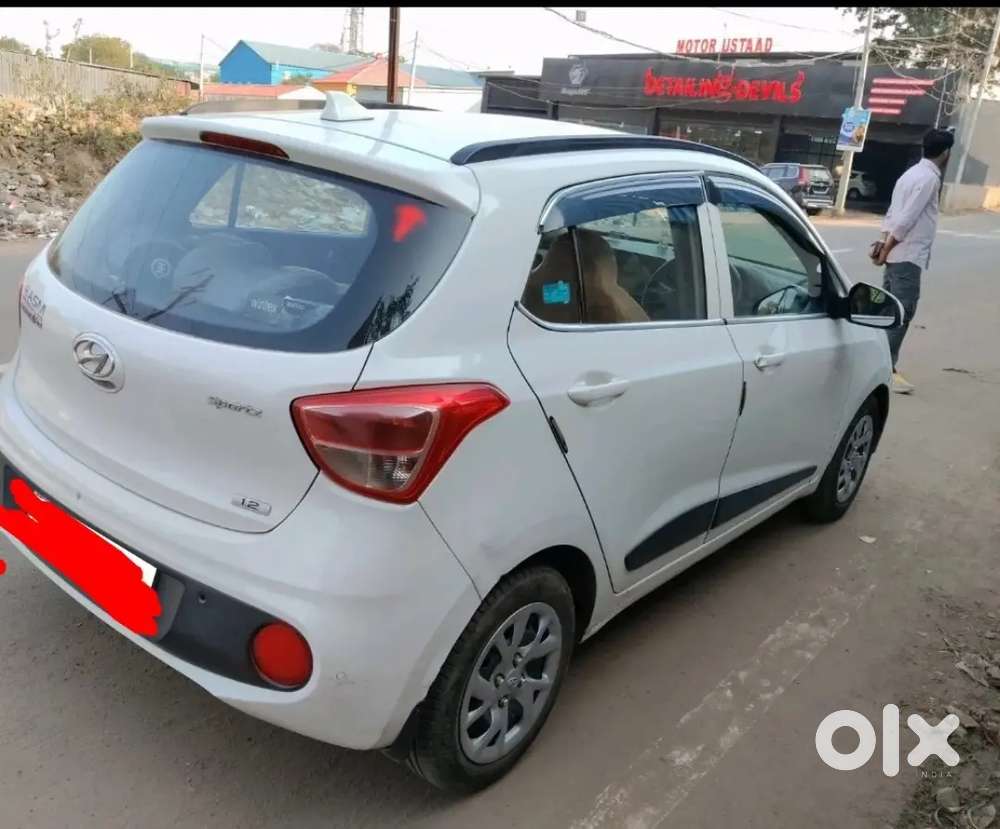 Hyundai Grand I10 2017 Petrol Well Maintained