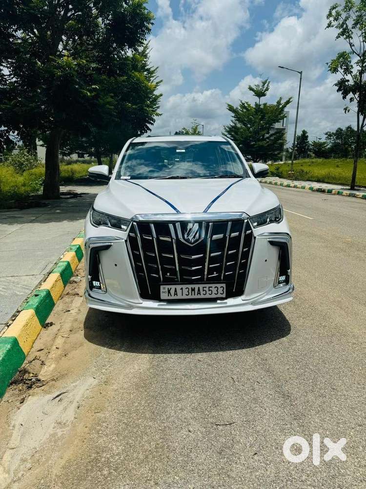 Toyota Innova Hycross 2024