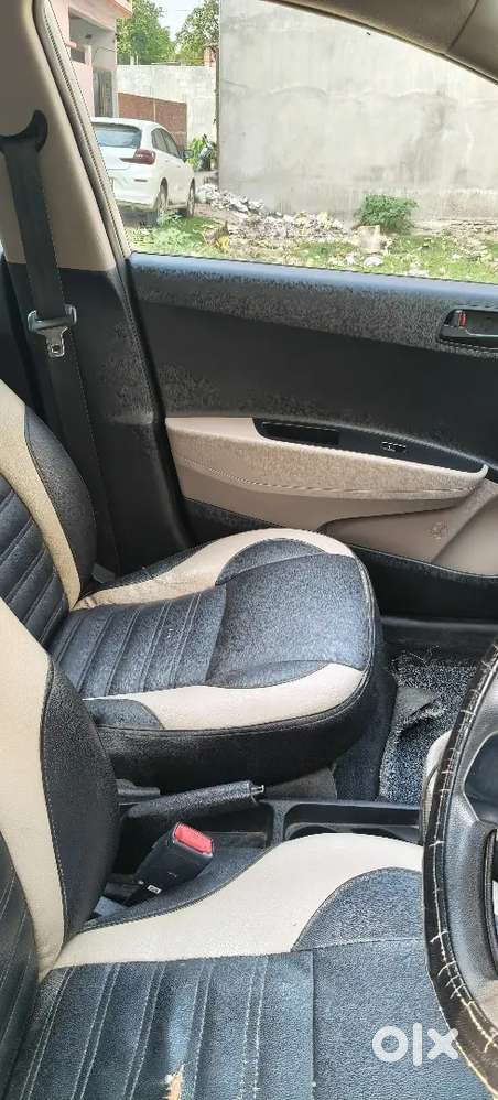Hyundai Xcent 2014 Petrol 111000 Km Driven