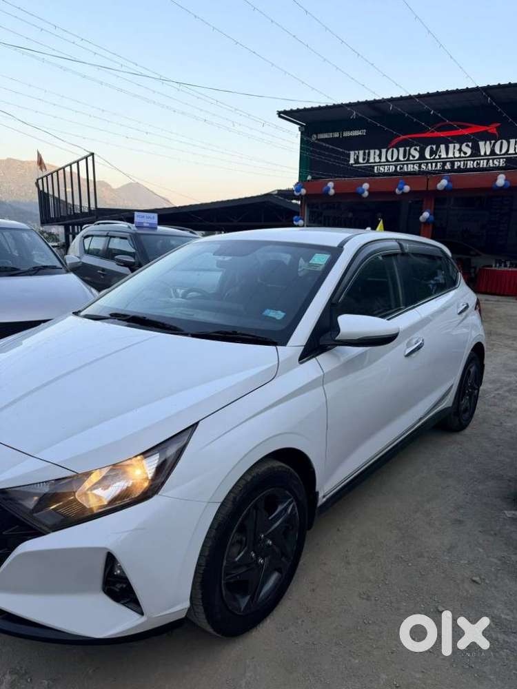 Hyundai I20 Sportz 1.2 Mt Dual Tone, 2021, Petrol