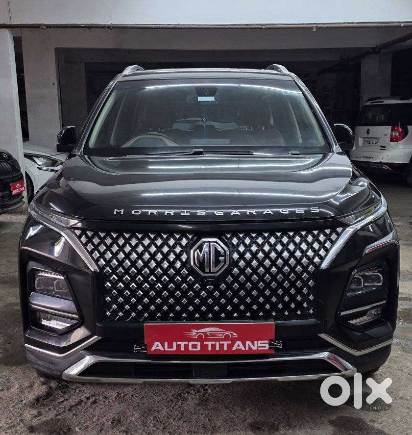 Mg Hector Plus Sharp Pro 1.5 Turbo Petrol Cvt 7 Str Dual Tone, 2024,..