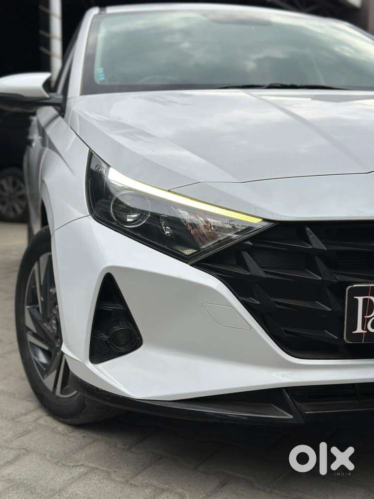 Hyundai New I20 1.2 Asta (o) Mt, 2023, Petrol