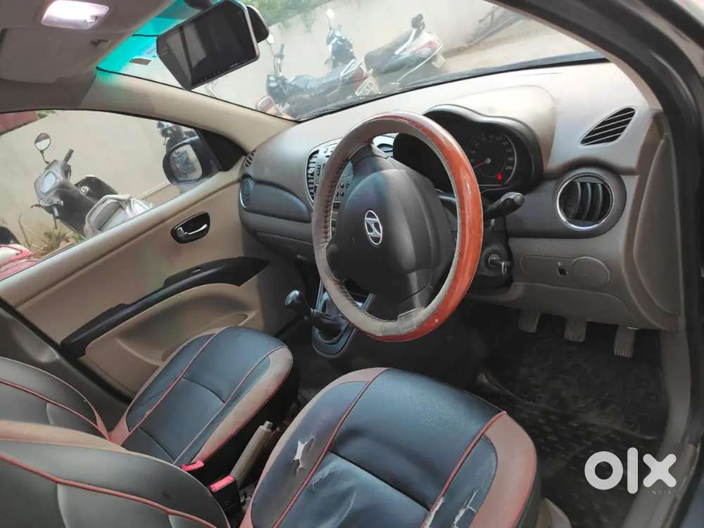 Hyundai I10 Sportz 2012
