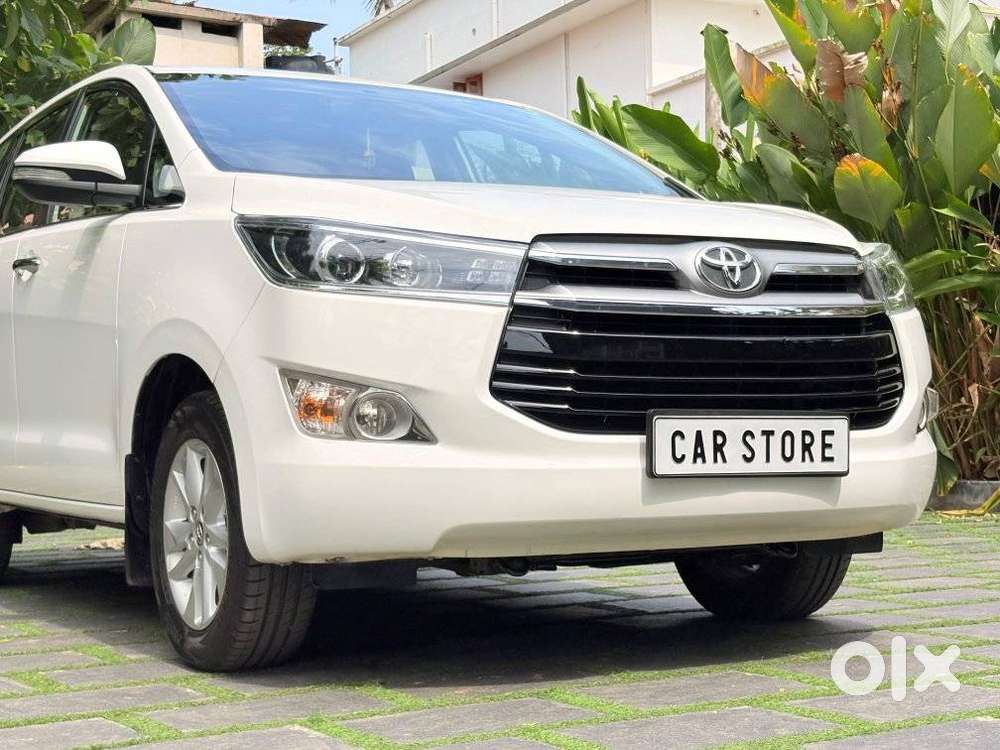 Toyota Innova Crysta 2.4 V, 2017, Diesel