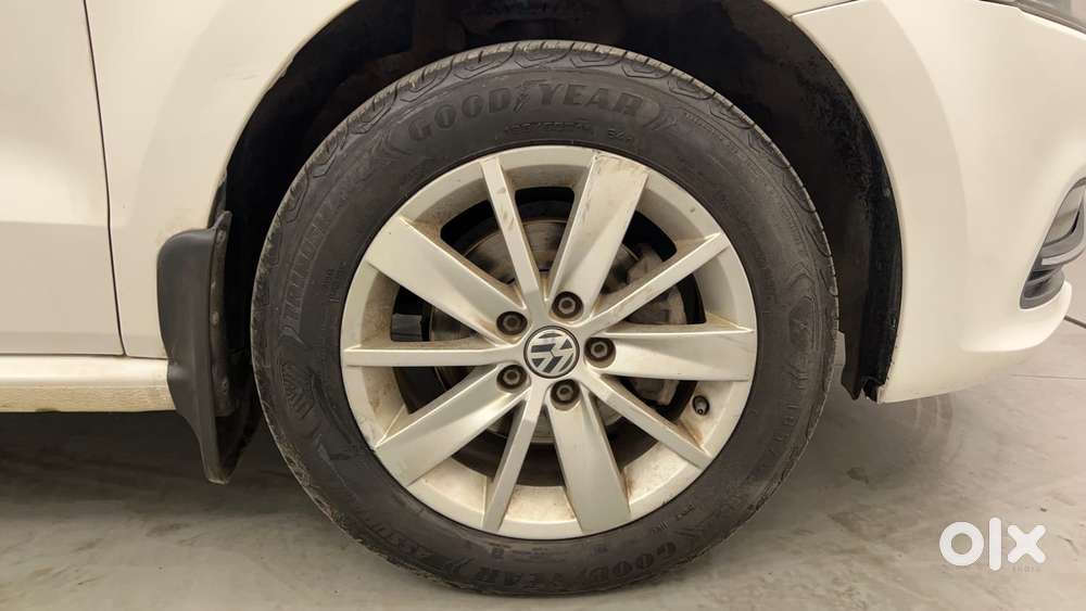 Volkswagen Polo Petrol Highline 1.2l, 2014, Petrol