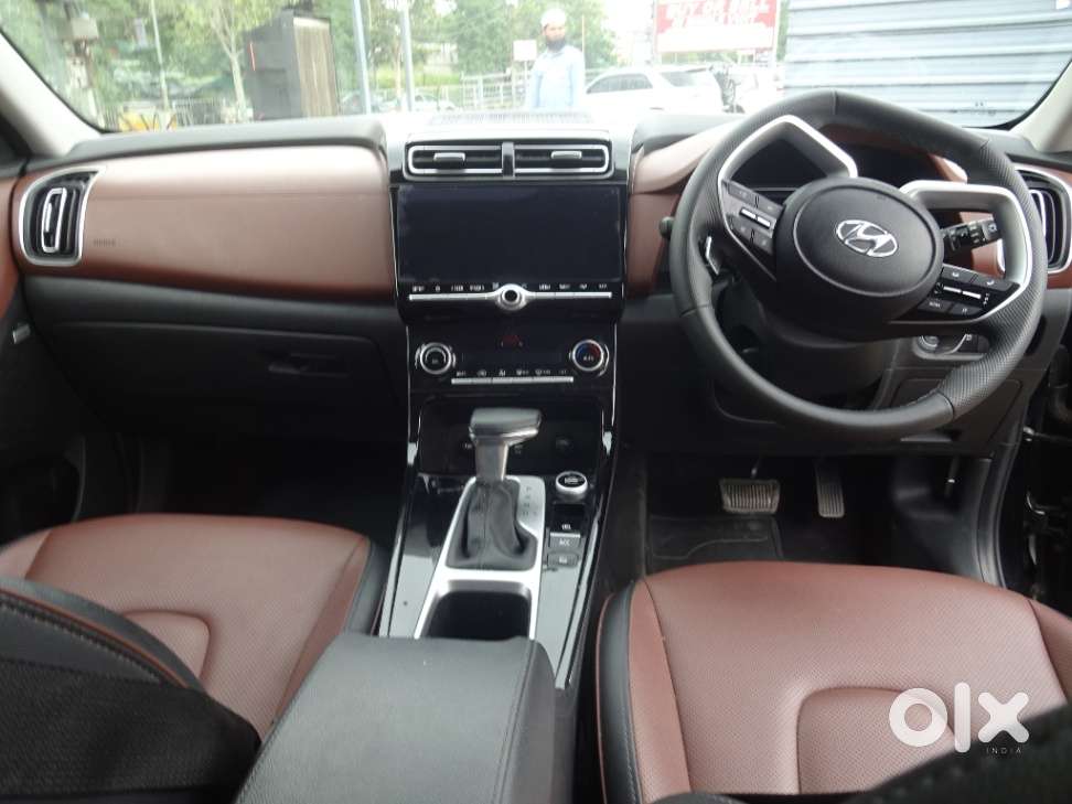 Hyundai Alcazar 2.0 Platinum (o) Petrol At 7 Str, 2023, Petrol