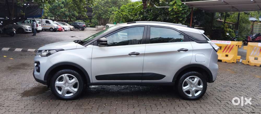 Tata Nexon 1.5 Revotorq Xma Plus (s) Amt, 2021, Petrol
