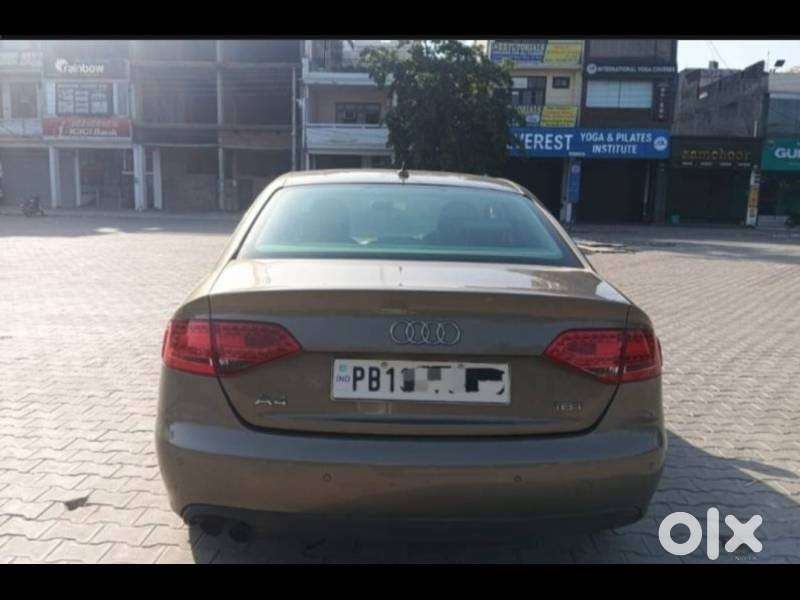 Audi A4, 2010, Petrol