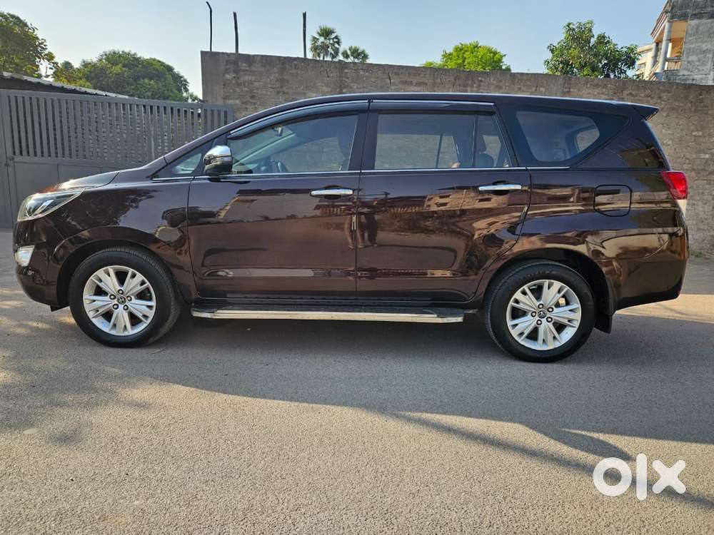 Toyota Innova Crysta 2.8z Automatic, 2019, Diesel