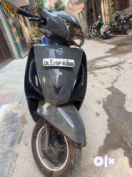 Old Buy Sell Second Hand Scooty in Delhi Used Scooters in Delhi OLX