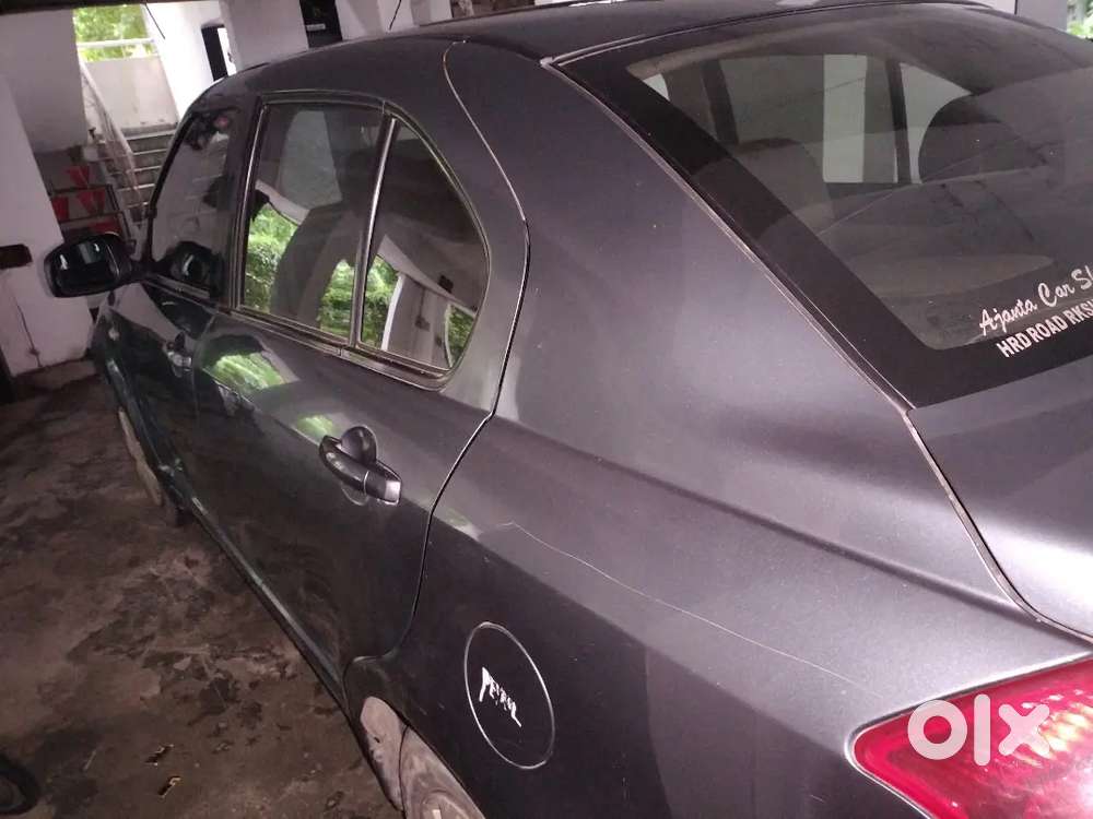 Maruti Suzuki Dzire Vxi 2011 Petrol Manual