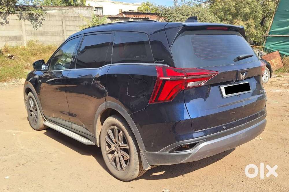 Mahindra Xuv700 2.0 Ax 7 Petrol Mt Str, 2022, Petrol