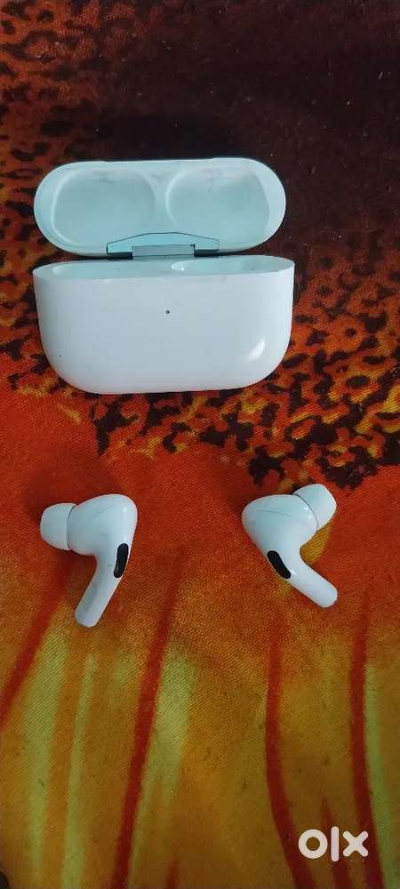 Apple airpods