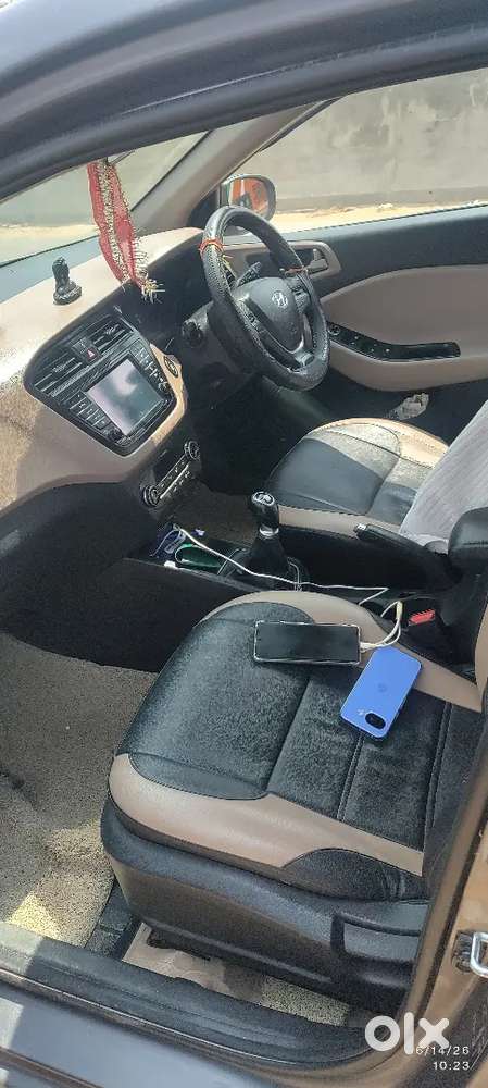 Hyundai I20 November 2016 Petrol 94000 Km Driven