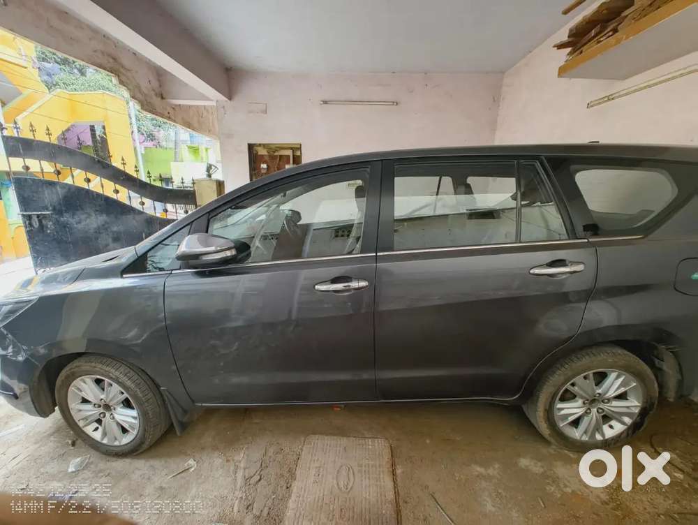 Toyota Innova Crysta 2016