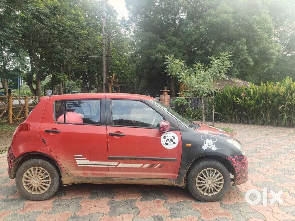 Maruti Suzuki Swift Lxi Bsiv, 2007, Petrol