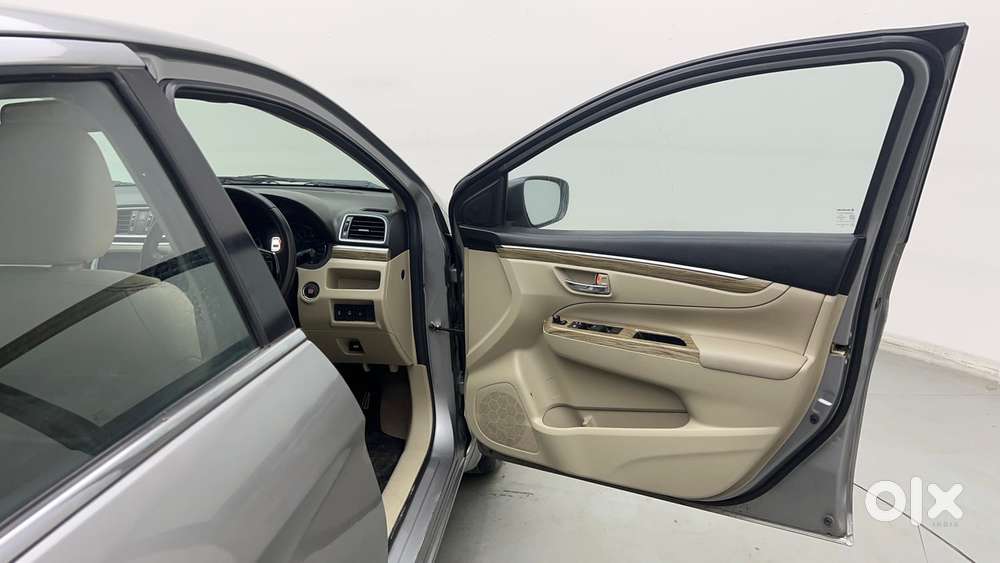 Maruti Suzuki Ciaz 1.5 Alpha Shvs Amt, 2018, Petrol