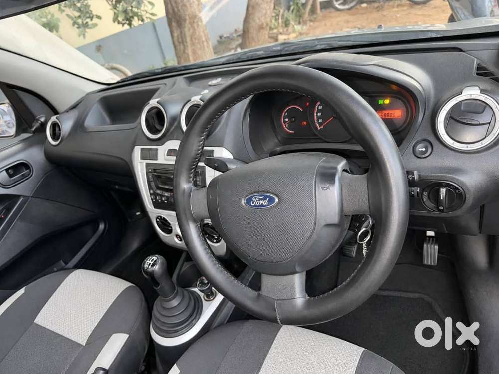 Ford Figo (2011)