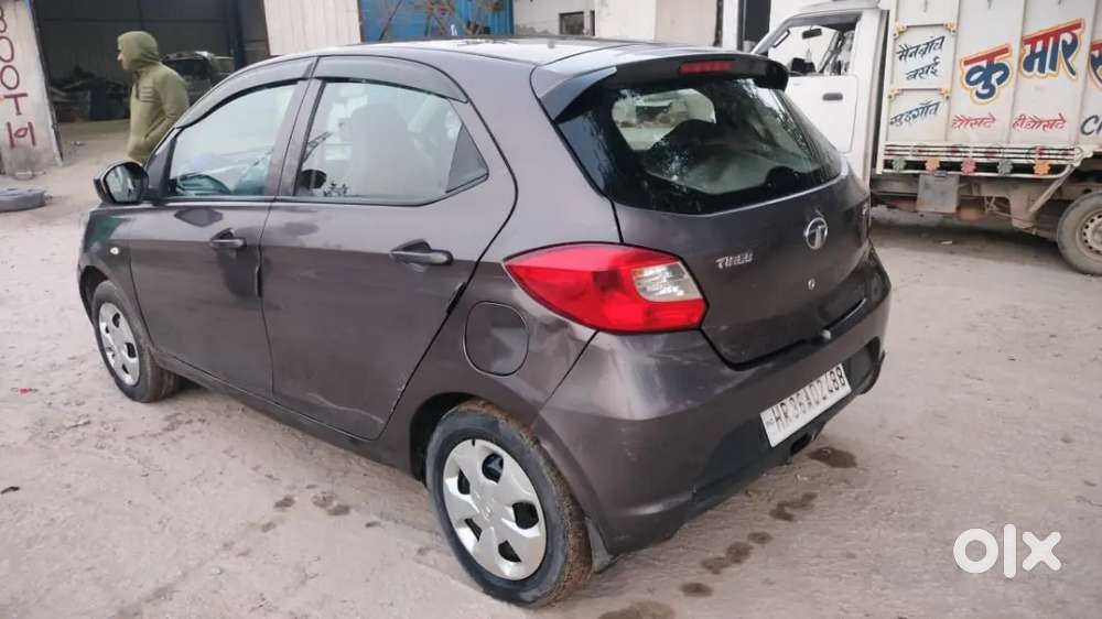 Tata Tiago Xt Icng 2018 Model