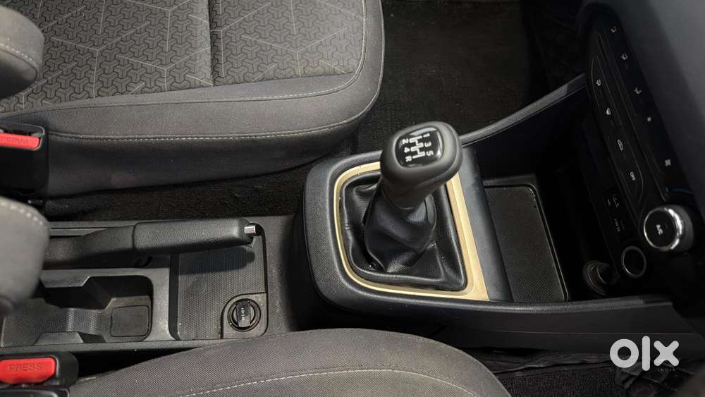 Tata Punch Accomplished Dazzle Sunroof Cng, 2023, Cng & Hybrids