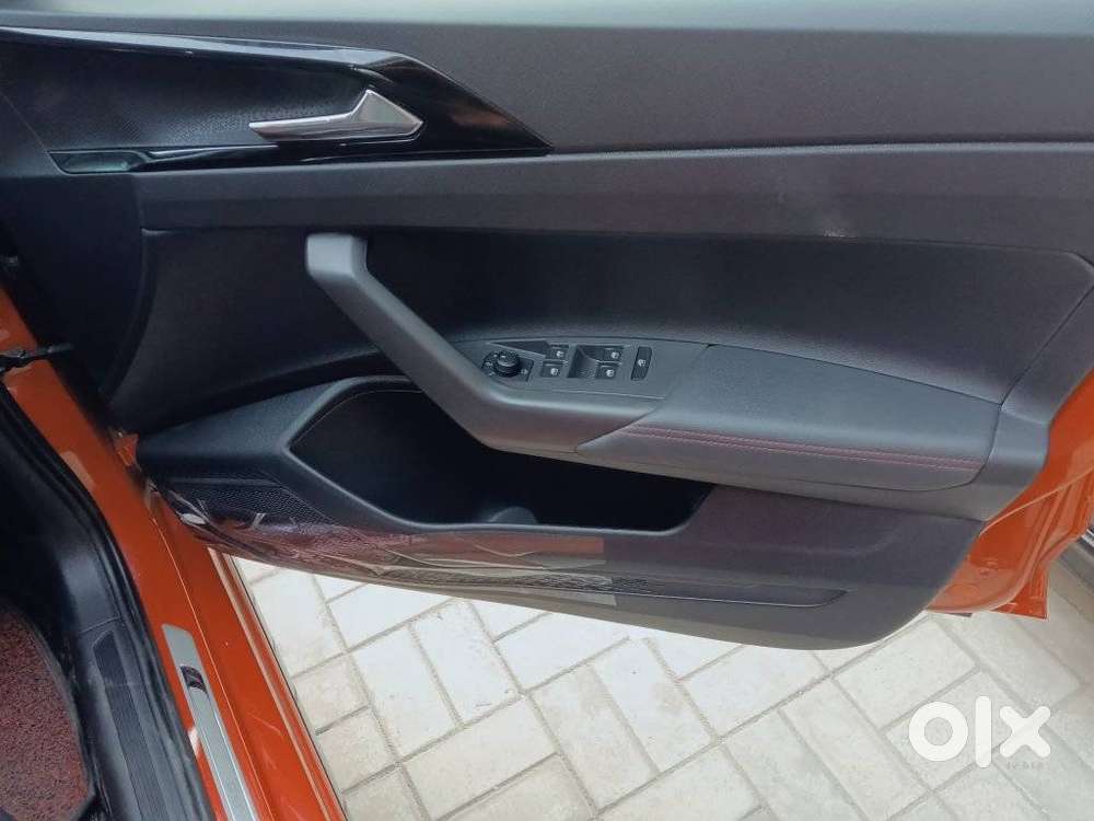 Skoda Slavia Style 1.0l Tsi At, 2024, Petrol