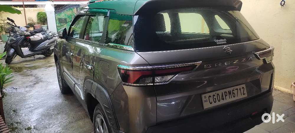 Maruti Brezza Lxi 2024