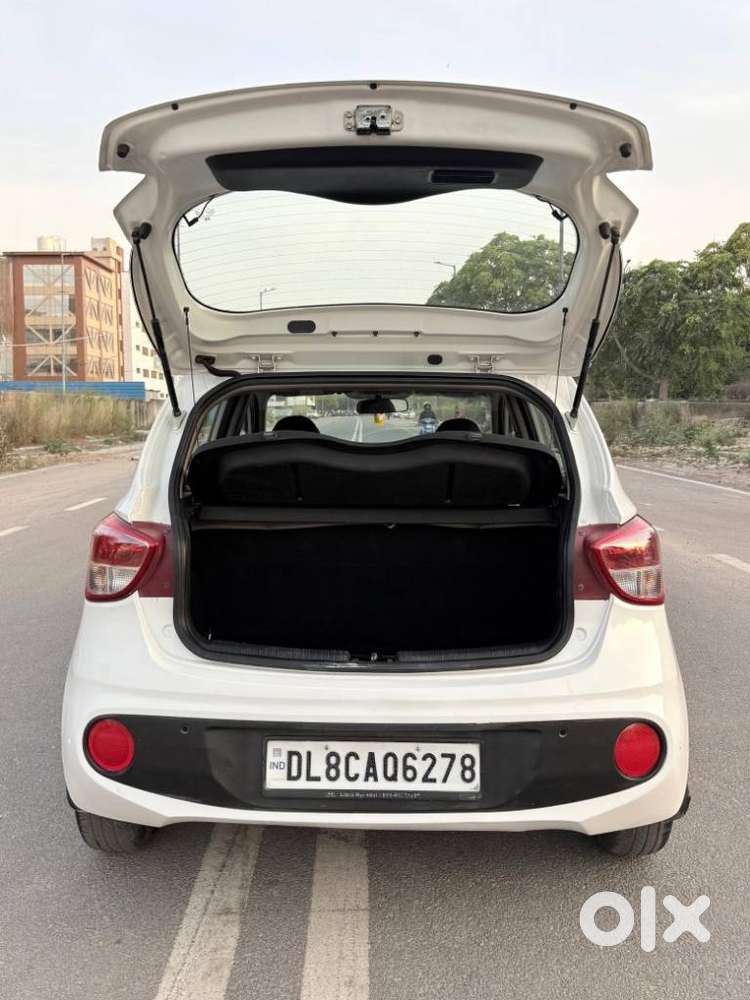 Hyundai Grand I10 Sportz(o) 1.2 Mt, 2017, Petrol