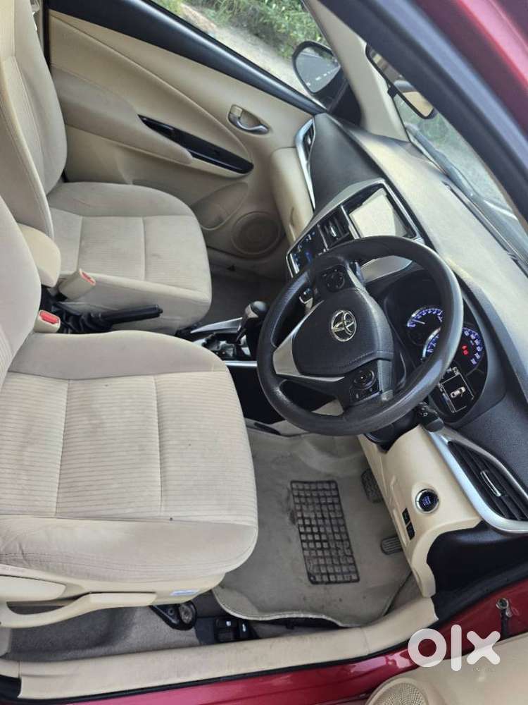 Toyota Yaris G Cvt, 2018, Petrol