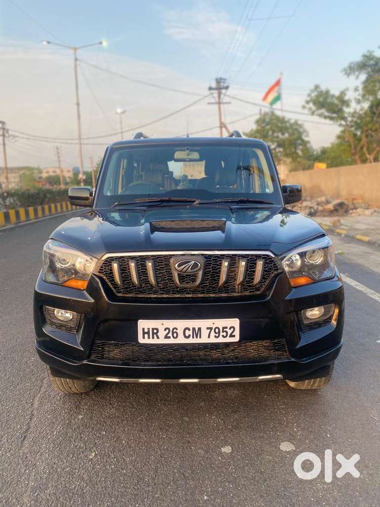 Mahindra Scorpio S10, 2015, Diesel