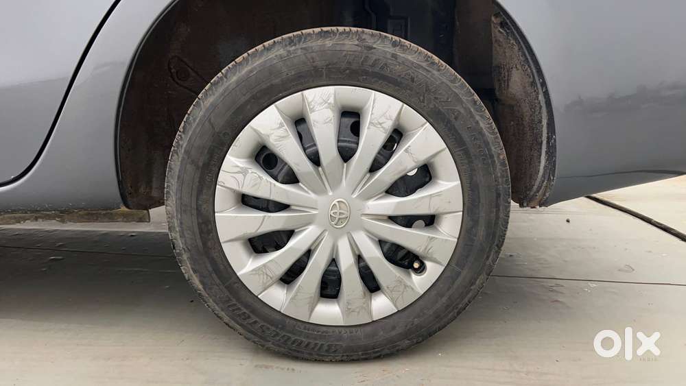 Toyota Etios V, 2016, Petrol