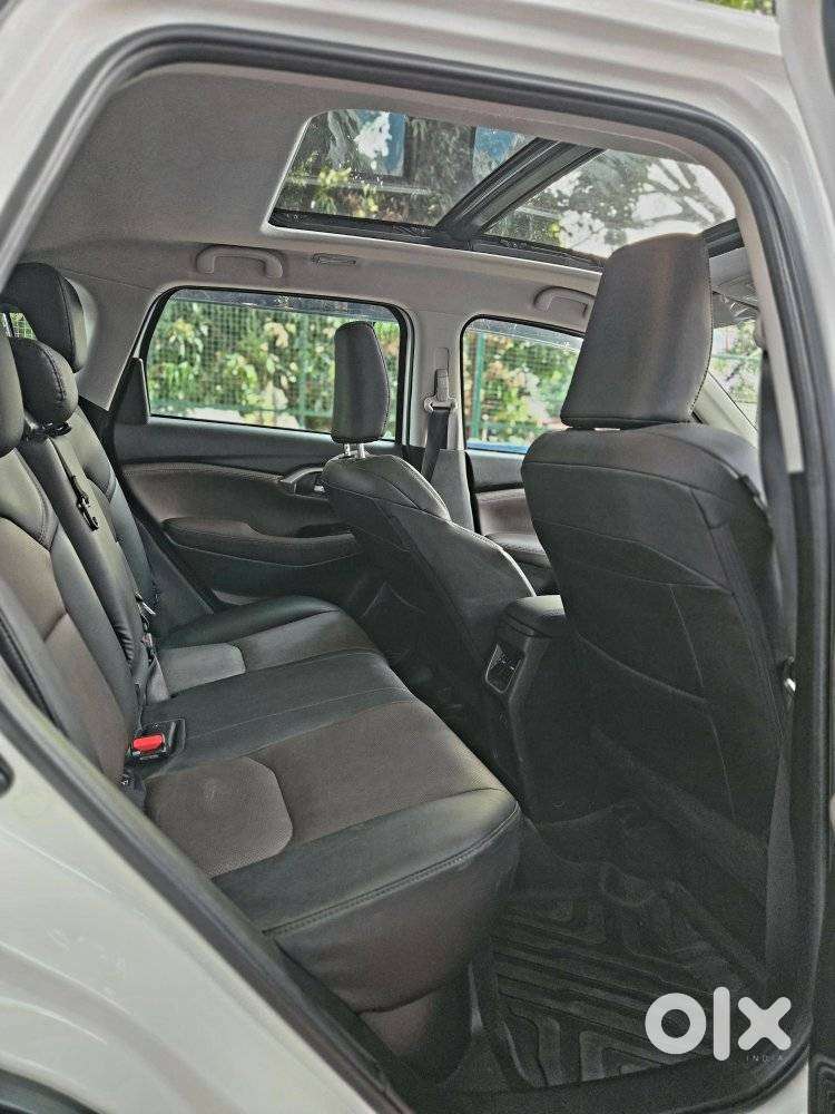 Toyota Urban Cruiser Hyryder 1.5 V Hybrid, 2024, Petrol