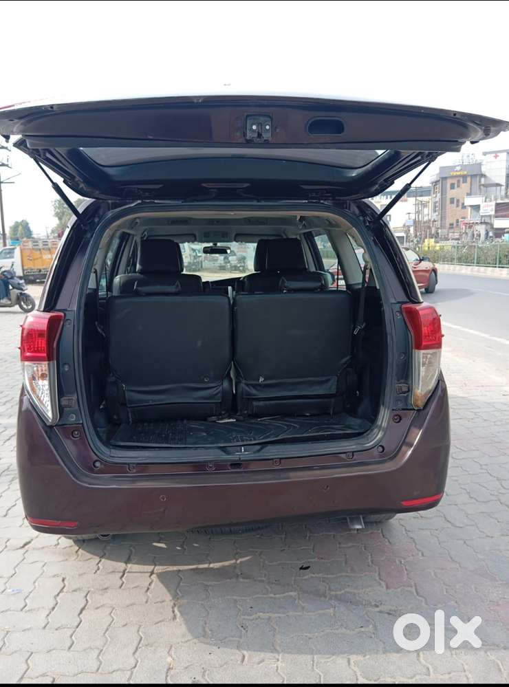 Toyota Innova 2.5 Gx 7 Seater Bs Iv, 2018, Diesel