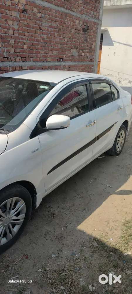 Car Bahut Achhi H New Lani H Esliye Sale Kr Rha Hu