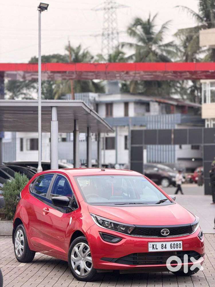 Tata Altroz 1.2 Xm Plus, 2021, Petrol