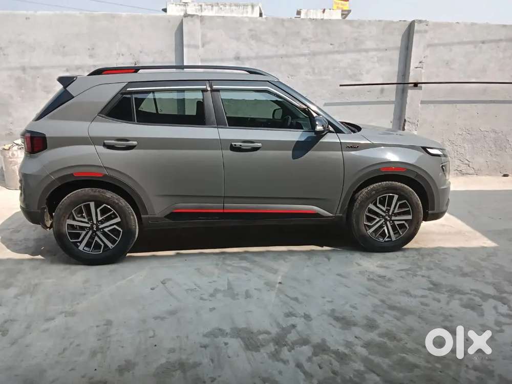 Car Condtion Is Very Fabalous    19000 Km Running