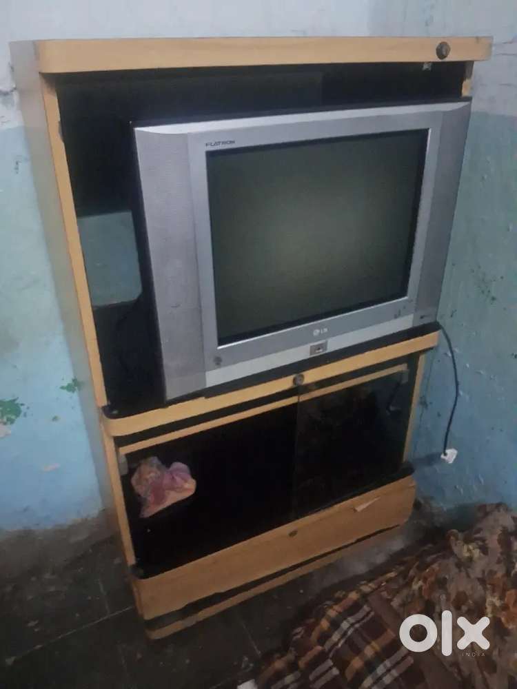 LG brand 21 flat TV