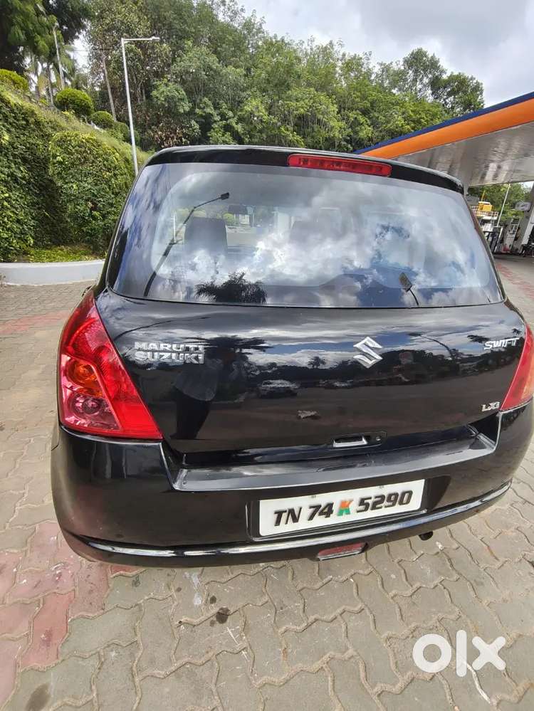 Maruti Suzuki Swift 2006 Petrol 97000 Km Driven