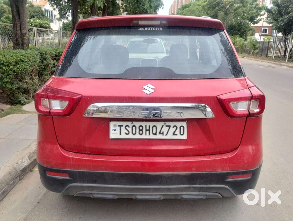Maruti Suzuki Brezza 1.5 Vxi Cng, 2021, Cng & Hybrids