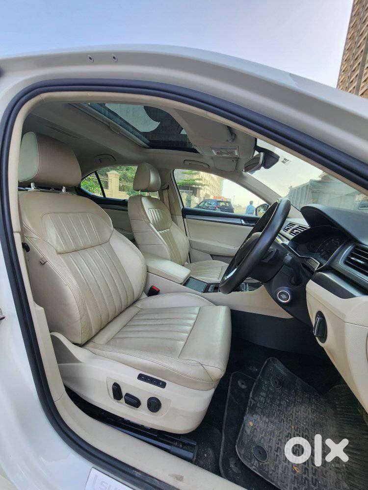 Skoda Superb Style 1.8, 2016, Petrol