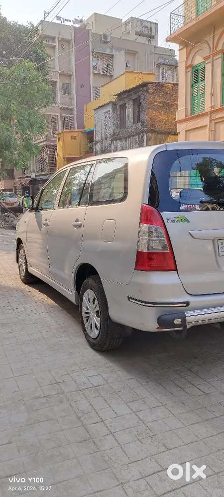 Toyota Innova 2012 Diesel 59000 Km Driven