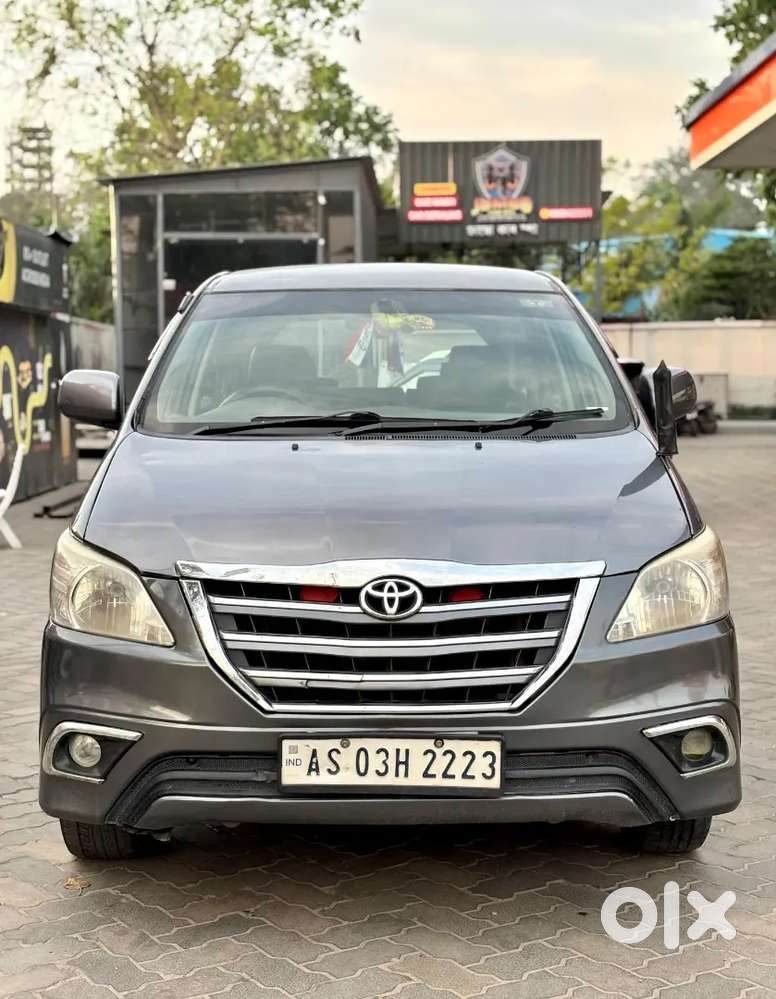 Toyota Innova 2.5g Model Tax Update Till 2030 In Excellent Condition