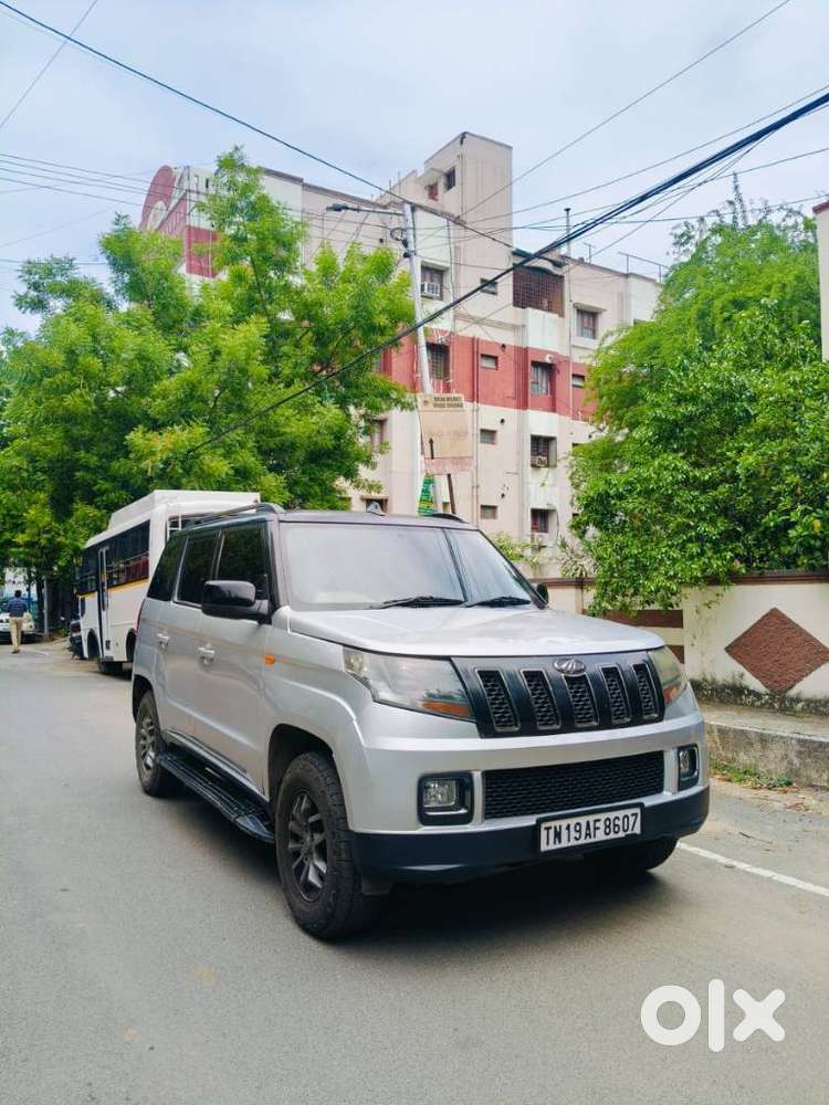 Mahindra Tuv 300 T10, 2018, Diesel