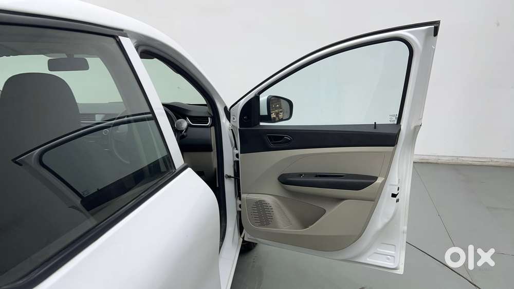 Renault Triber Rxl, 2020, Petrol