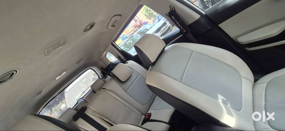 Kia Carens 2023 Petrol Mt
