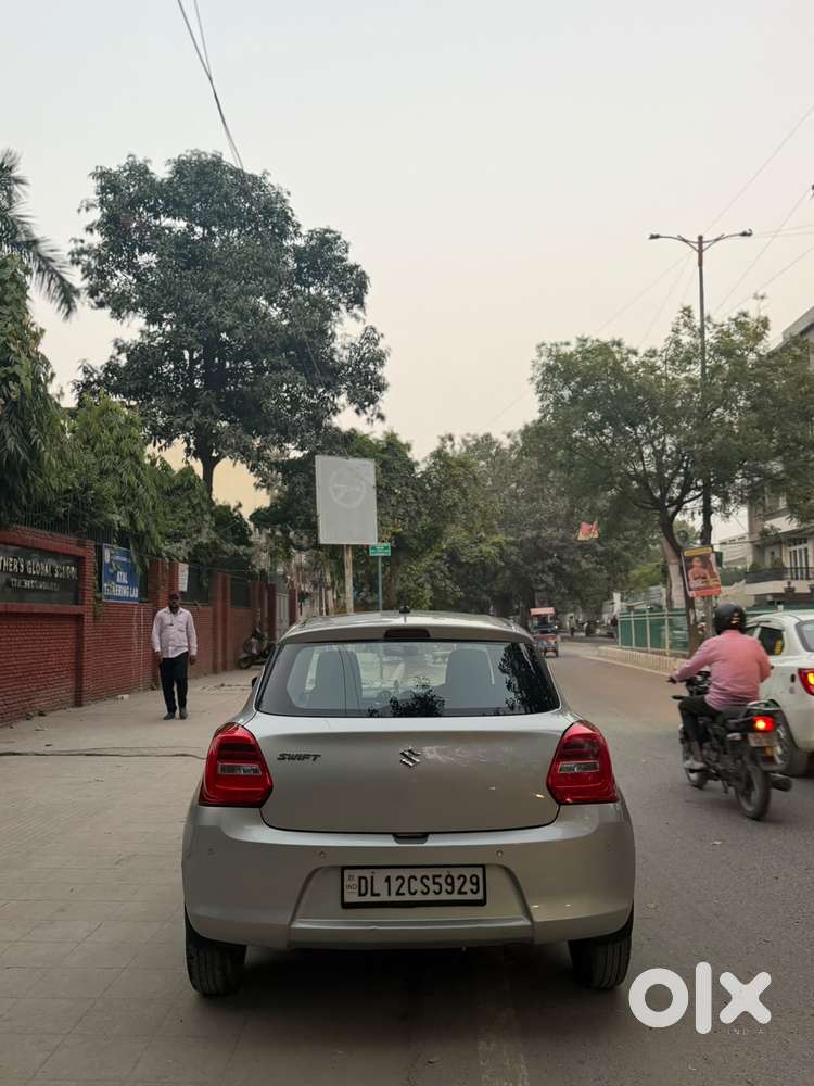 Maruti Suzuki Swift Vxi + Manual, 2020, Petrol
