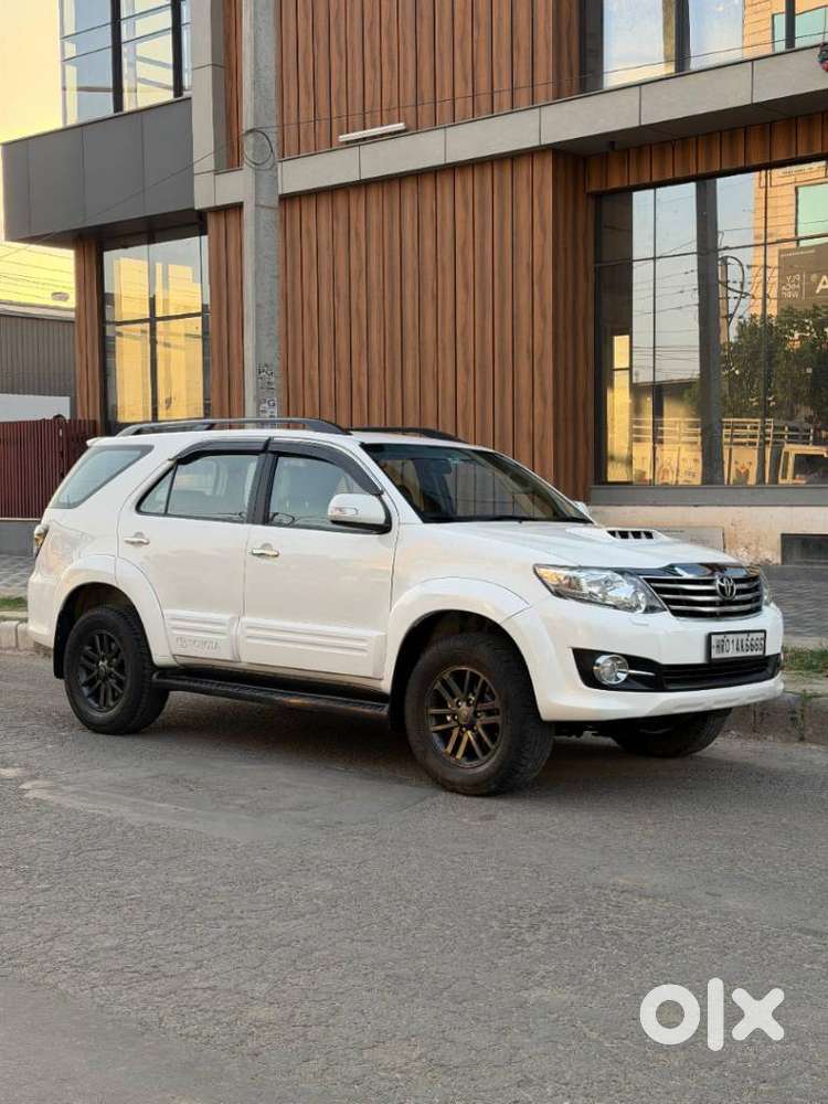 Toyota Fortuner 3.0 4x2 Automatic, 2016, Diesel