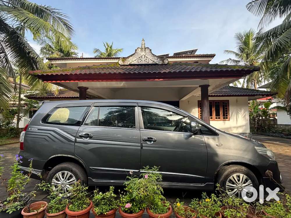 Toyota Innova 2.5 G4 2014