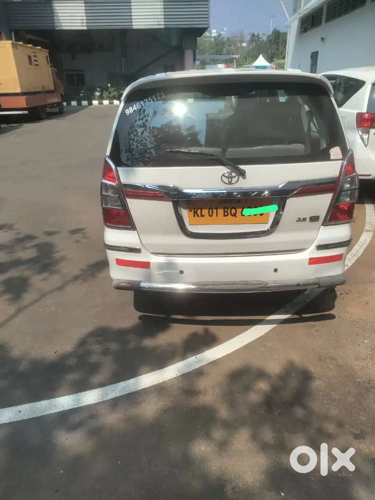 Toyota Innova Diesel 2014